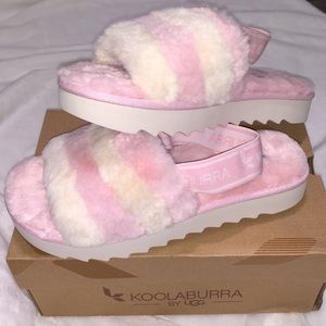 Kookaburra by UGG slides